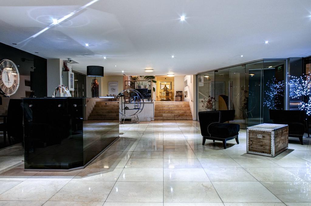 Oyo Clayton Lodge Newcastle-under-Lyme Dış mekan fotoğraf