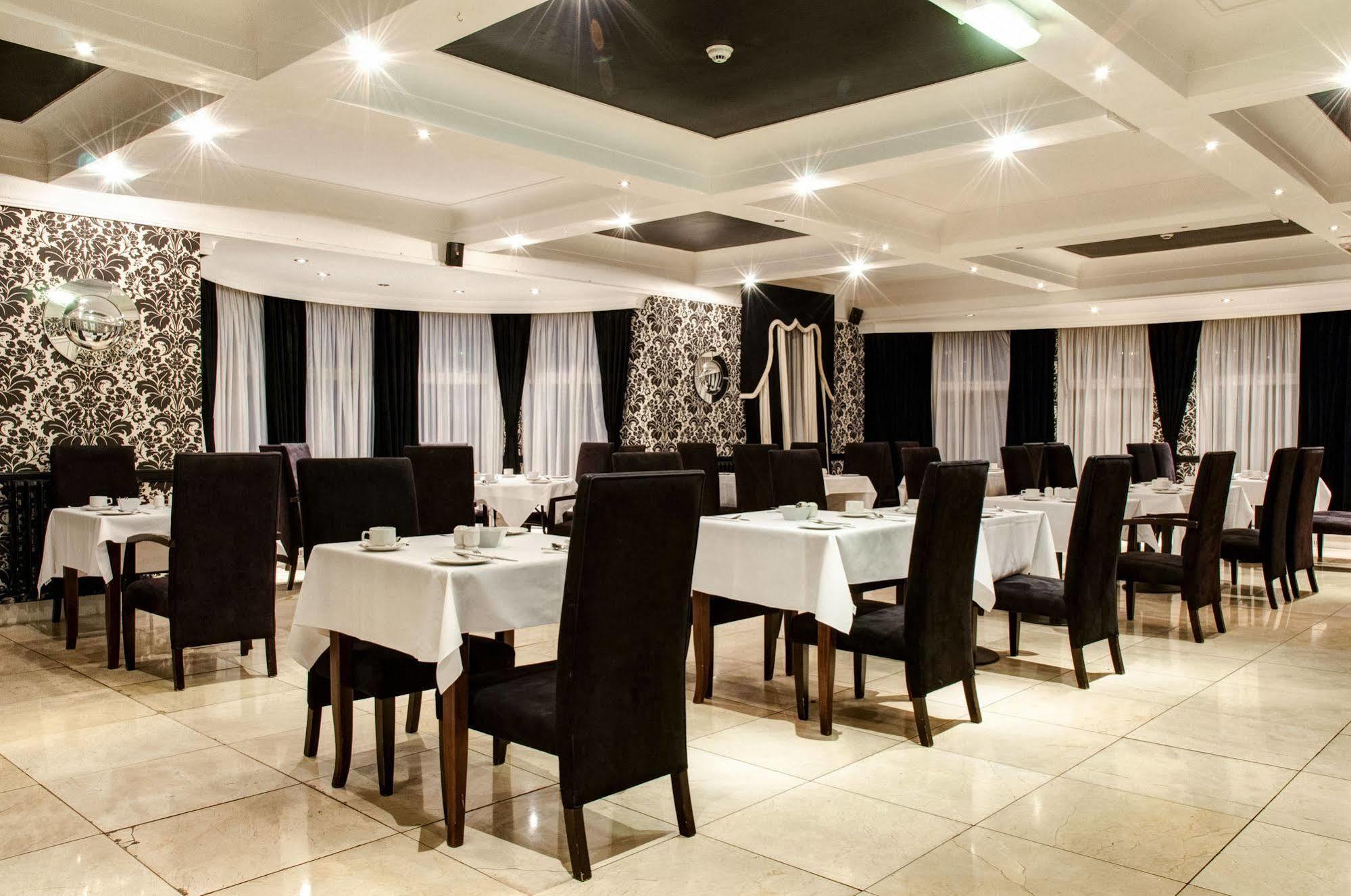 Oyo Clayton Lodge Newcastle-under-Lyme Dış mekan fotoğraf