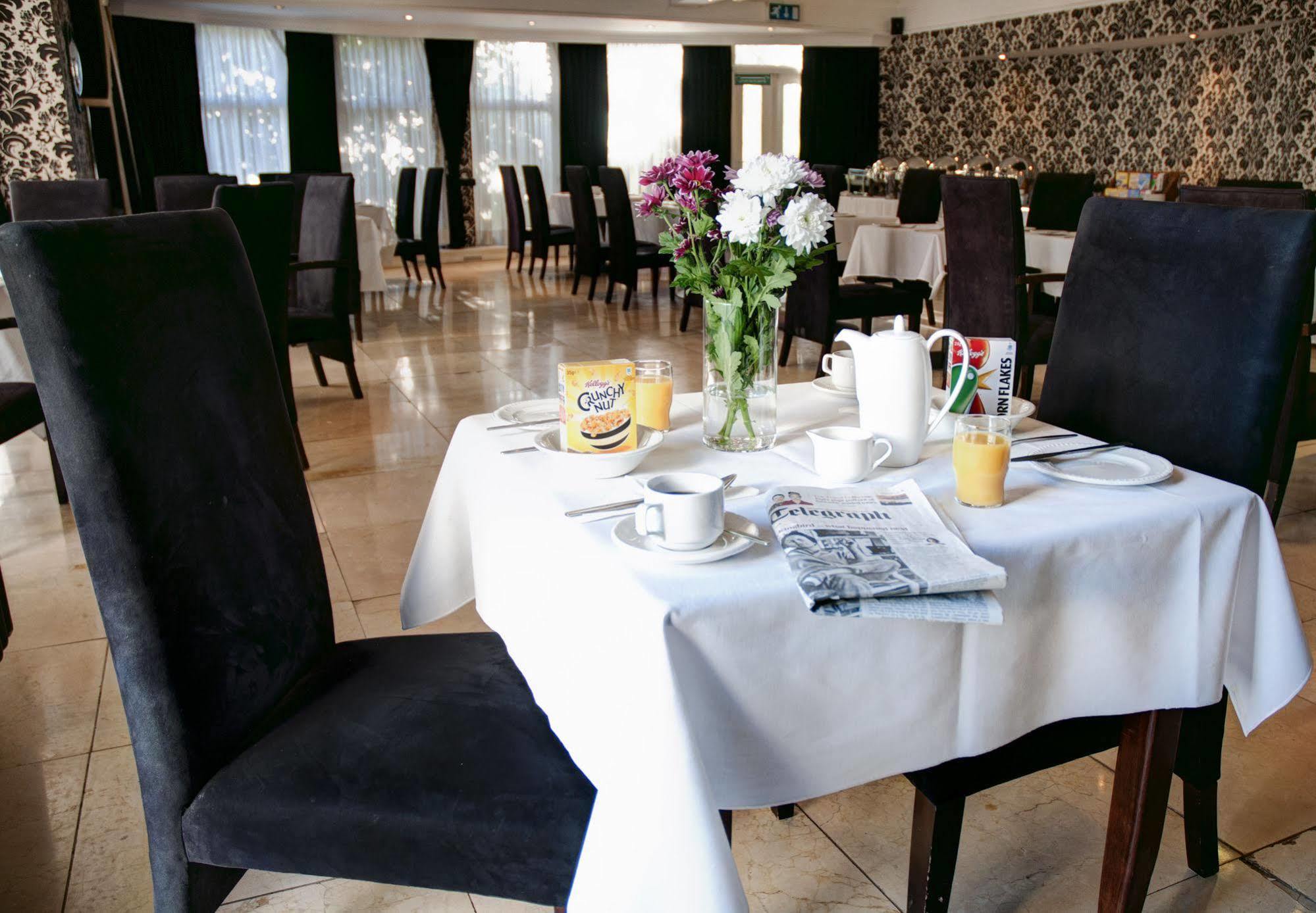 Oyo Clayton Lodge Newcastle-under-Lyme Dış mekan fotoğraf